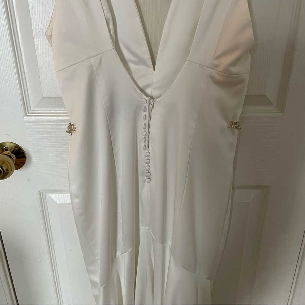 Custom Wedding Dress - Picture 5 of 8